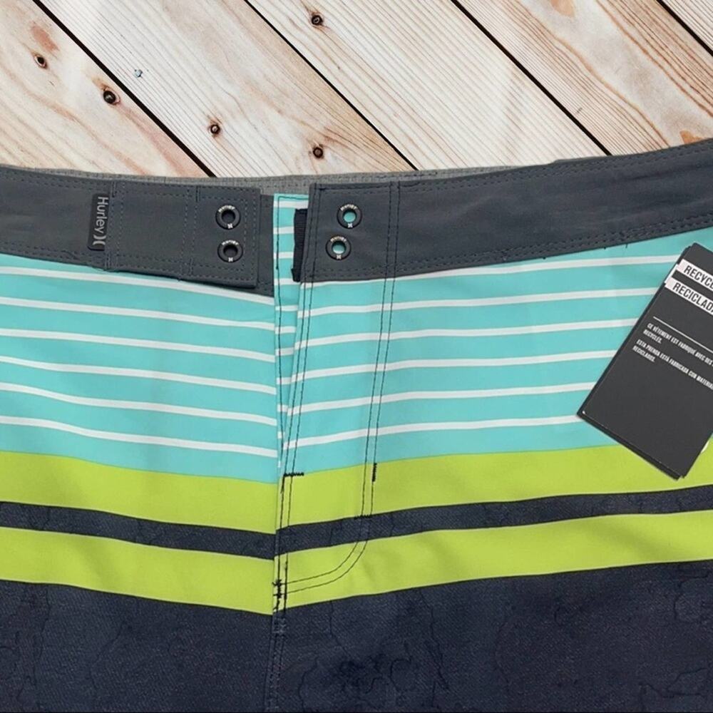 HURLEY PHANTOM Mens 36 Aloha Stripe Board Shorts - Picture 3 of 6